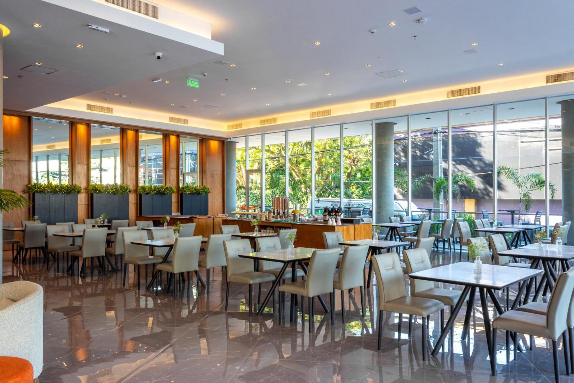 Tryp By Wyndham Asuncion Hotel Eksteriør billede