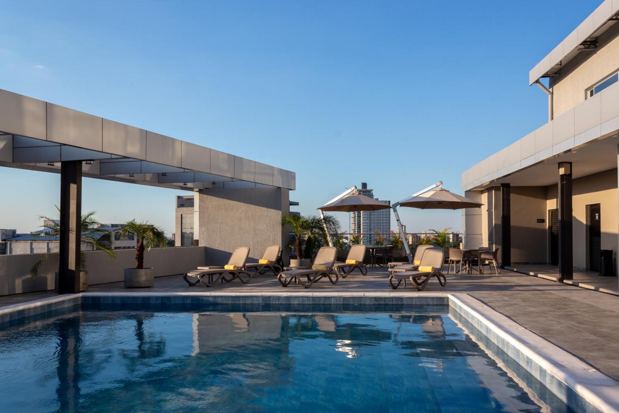 Tryp By Wyndham Asuncion Hotel Eksteriør billede